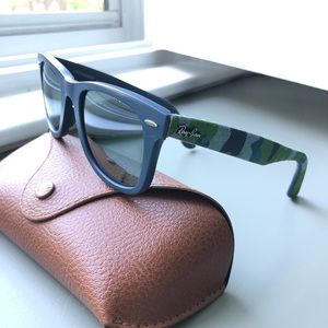☀️Ray-Ban☀️Wayfarer Matte Blue Camouflage RB2140 sunglasses